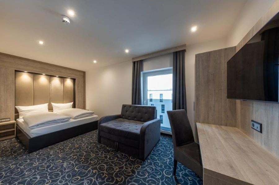 Hotel Business Bay Das Ehemalige Staycation Hotel Sindelfingen Esterno foto