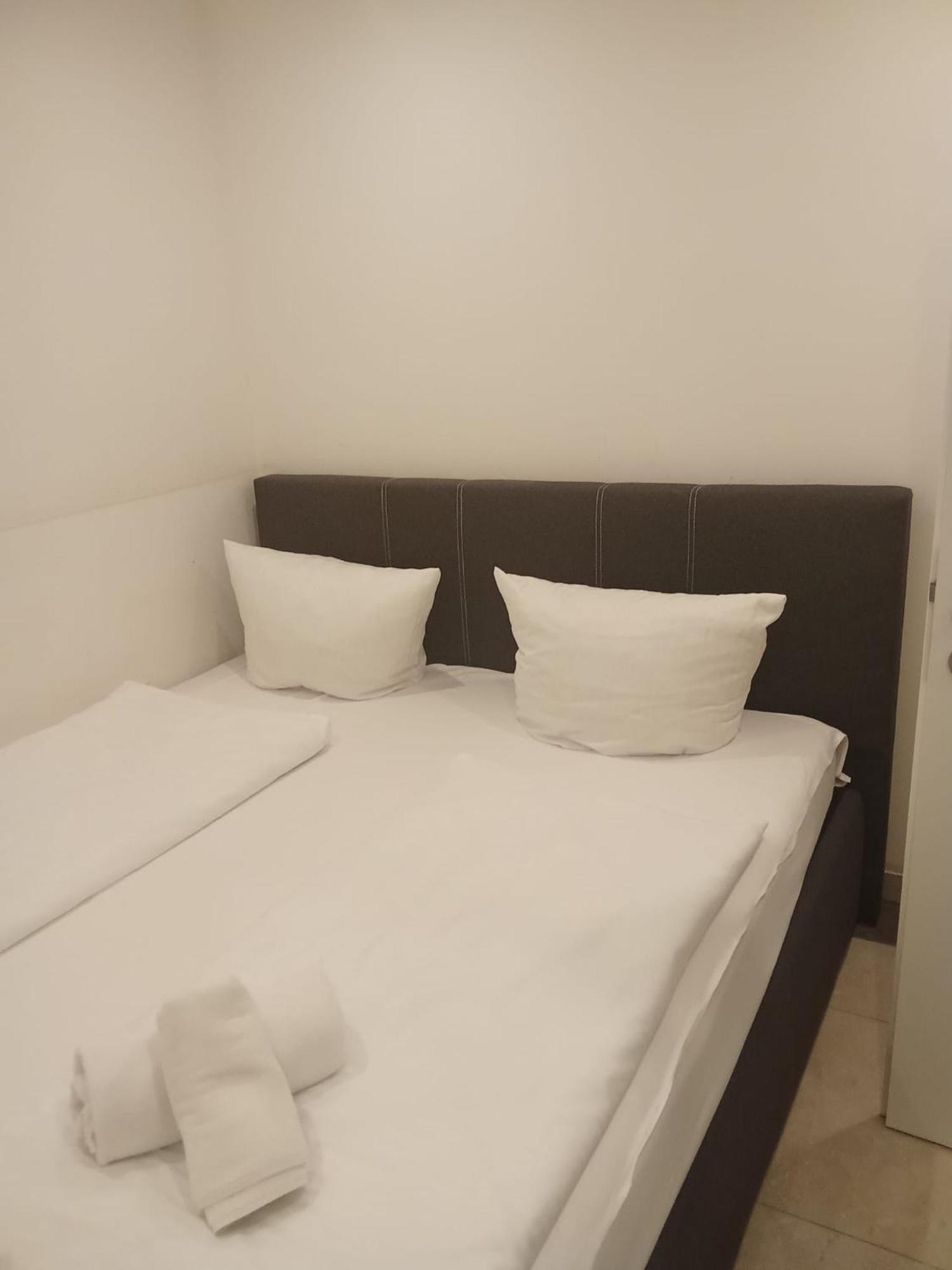 Hotel Business Bay Das Ehemalige Staycation Hotel Sindelfingen Esterno foto